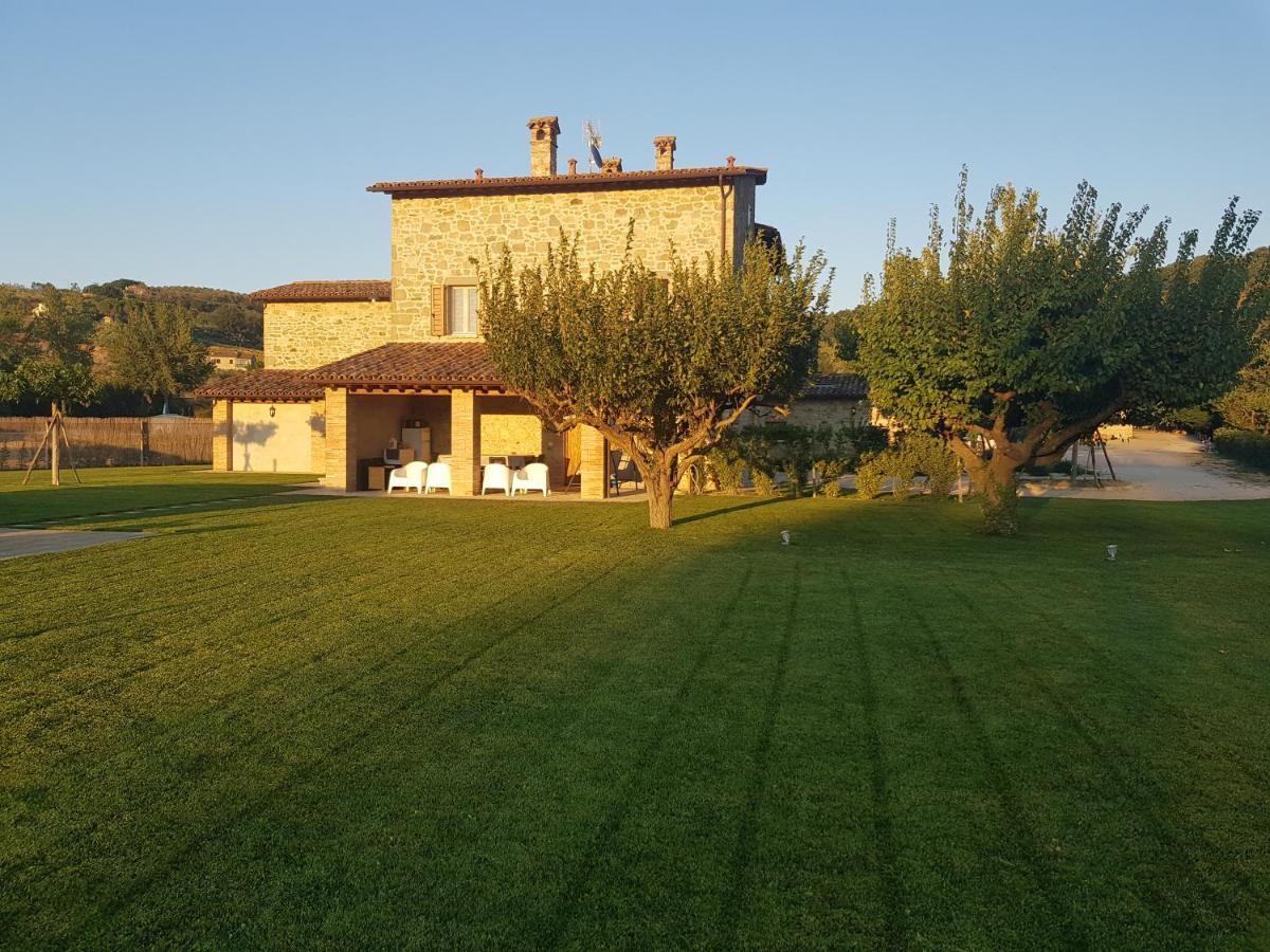 Agriturismo Villa Al Piano Тоди Экстерьер фото