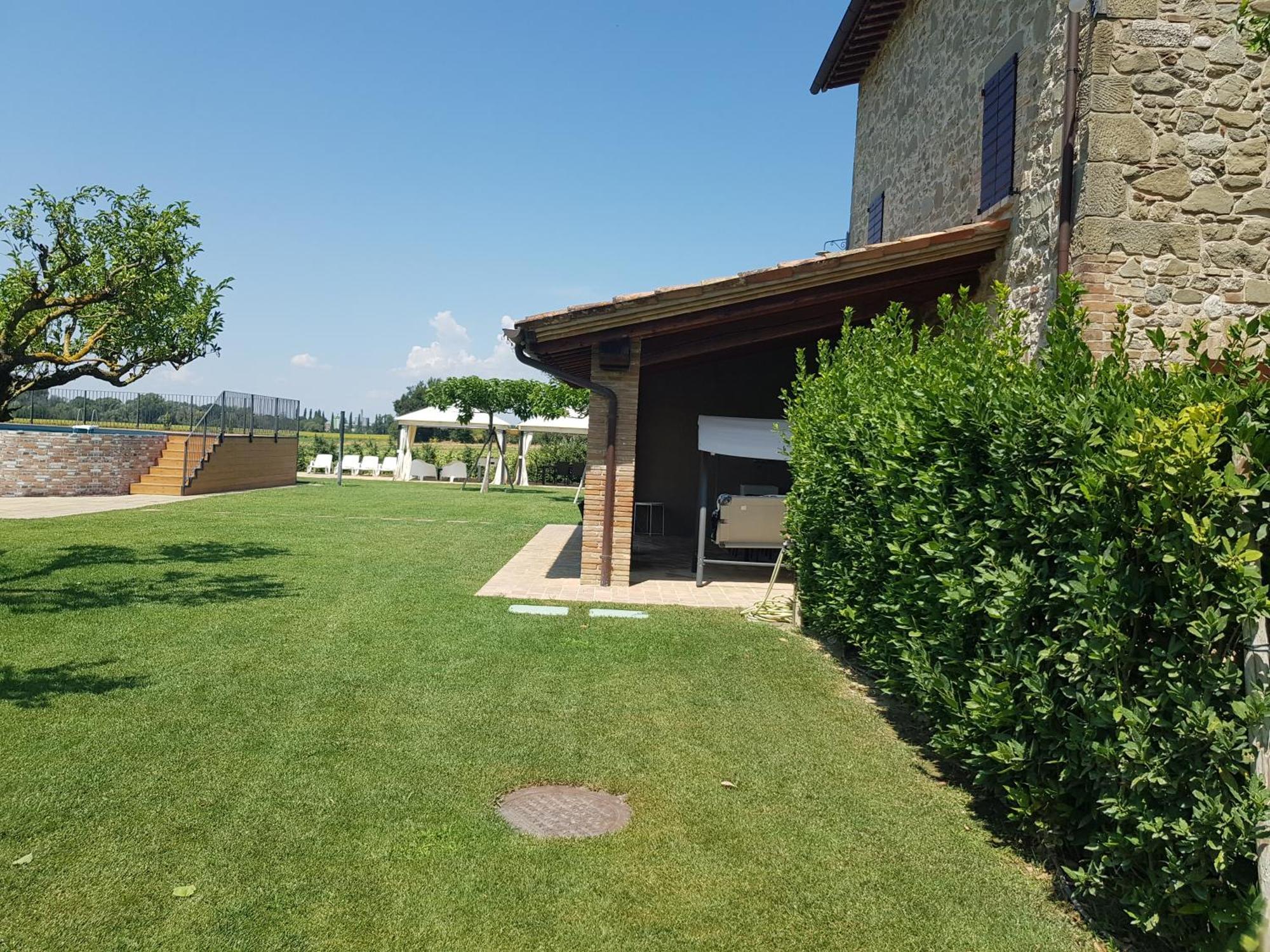 Agriturismo Villa Al Piano Тоди Экстерьер фото