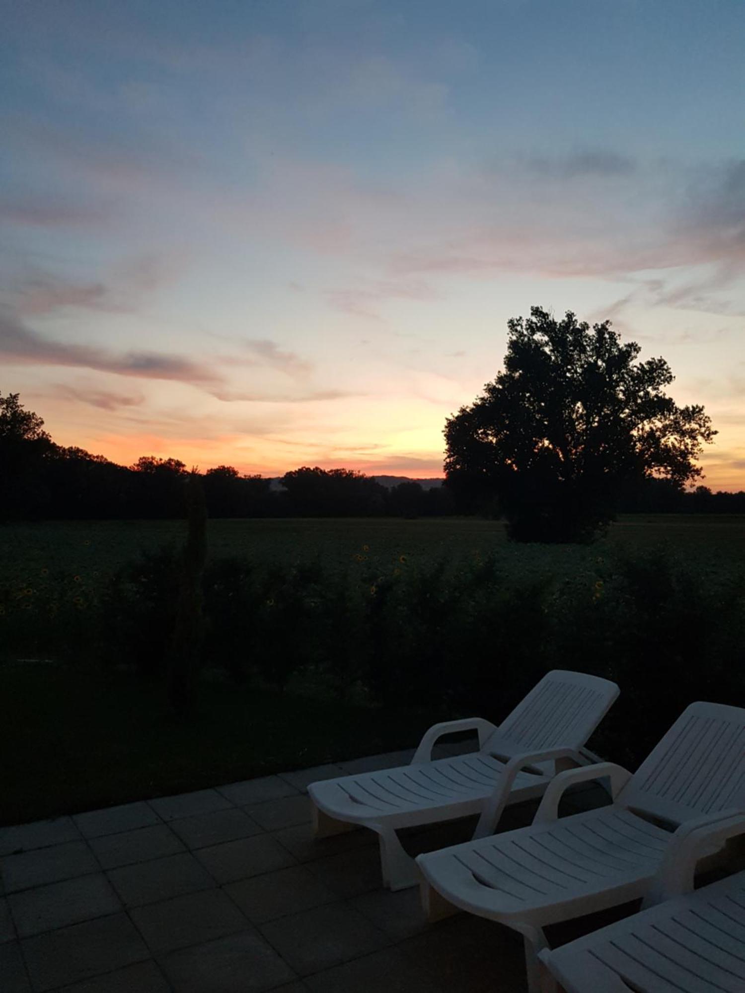 Agriturismo Villa Al Piano Тоди Экстерьер фото